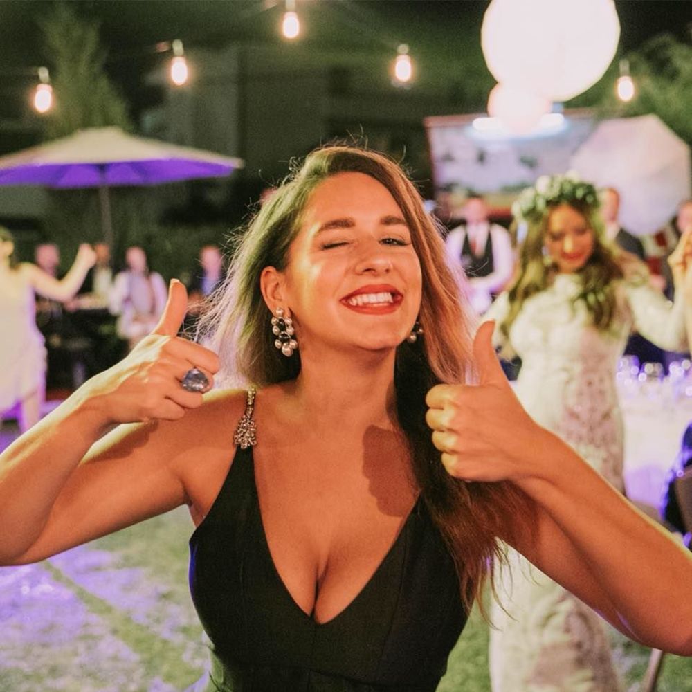 Meet your Posher, Fjolla